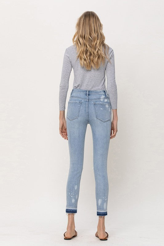 MID RISE CROP SKINNY