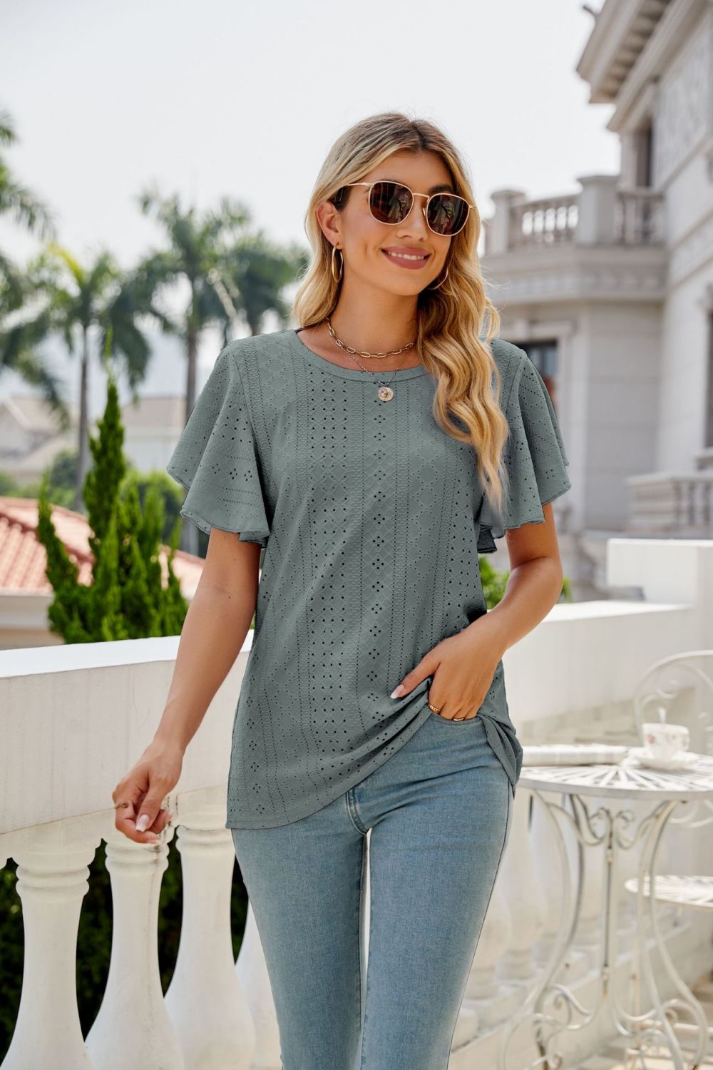 The Jennifer Flutter Tee SM-2XL